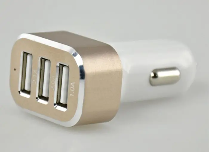 car_charger_3_ports_big_size_2