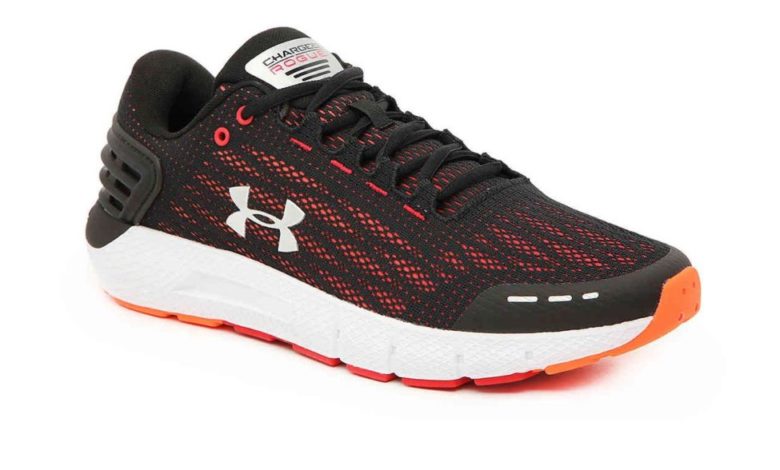 Promo Olympe Store Chaussures Sport Homme Under Armour Charged Rogue 528Dhs au lieu de 880Dhs