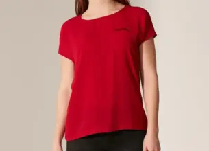 Nouveau chez LC Waikiki Maroc T-Shirt rouge pour femme à 69Dhs