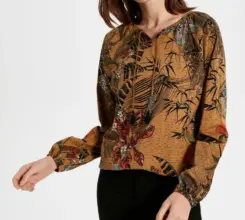 Nouveau chez LC Waikiki Maroc T-Shirt pour femme 109Dhs