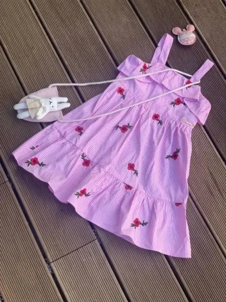 Offre de l'3ide chez Gorena ROBE + SAC À MAIN à 179Dhs