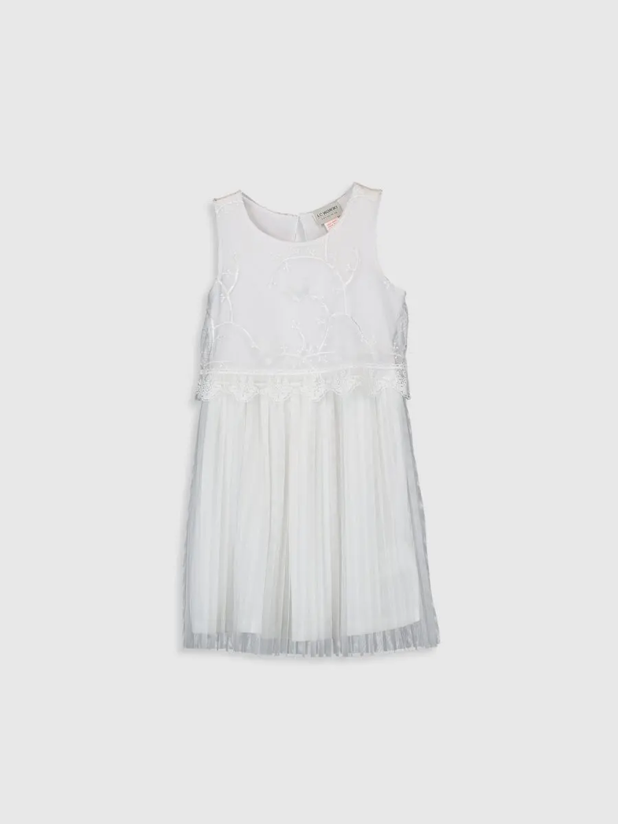 Offre de l'3ide chez LC Waikiki Maroc Robe pour fille à 169Dhs