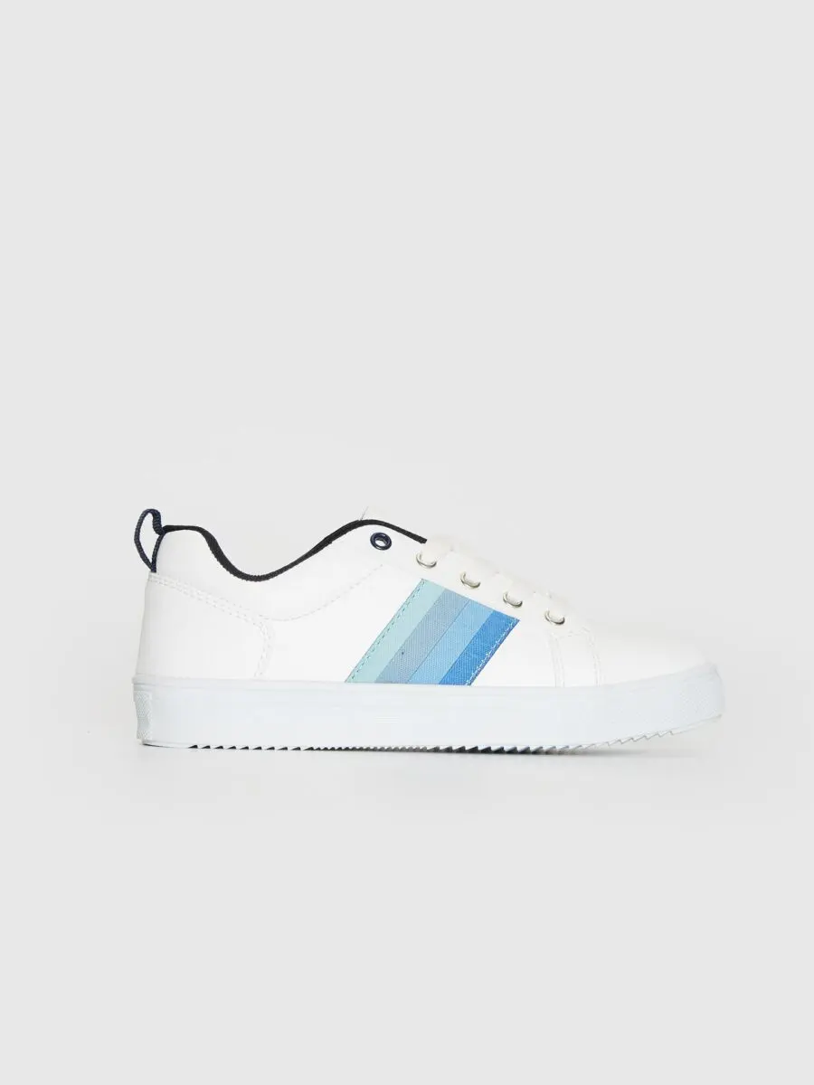 Offre pour l'3ide chez LC Waikiki Maroc Chaussures pour garçon 169Dhs