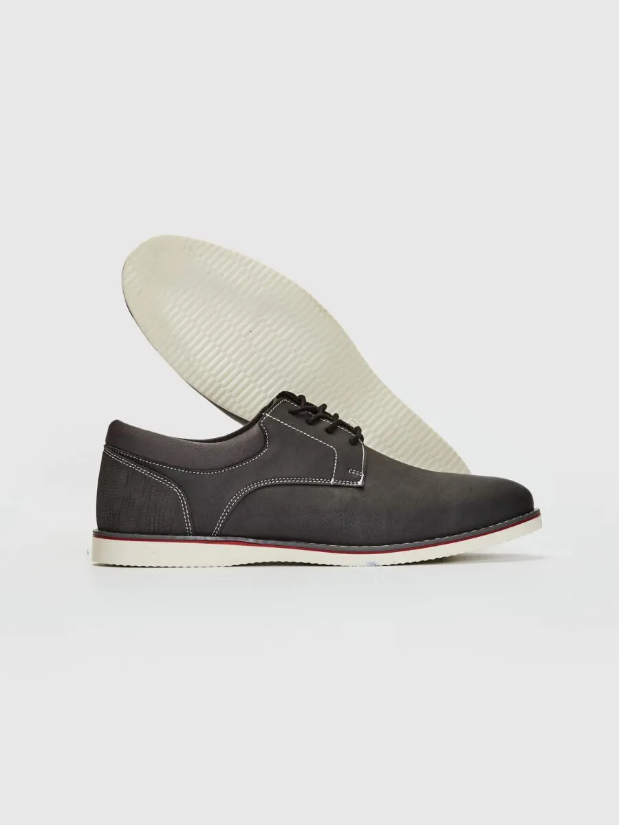 Soldes chez LC Waikiki Maroc Chaussures classiques pour homme 119Dhs au lieu de 199Dhs