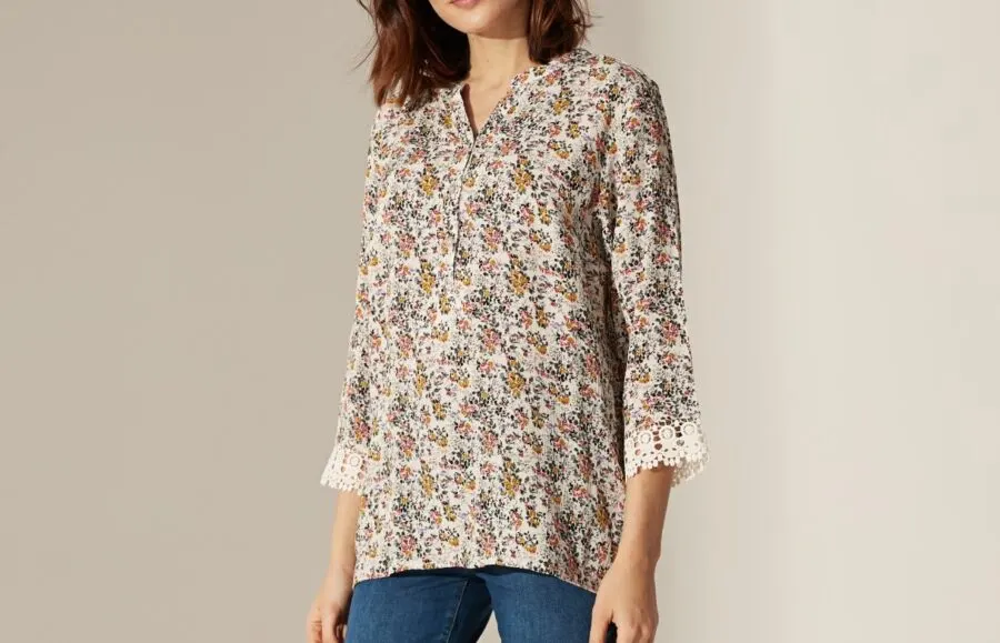 Nouvelle Collection chez LC Waikiki Maroc Blouse pour femme à 149Dhs