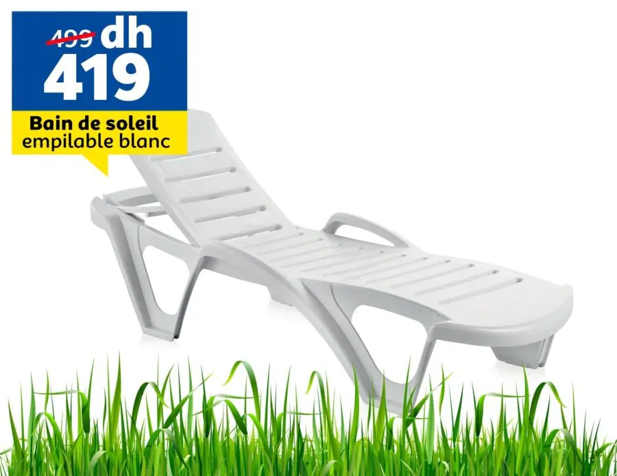 Offre fraîcheur chez Marjane Bain de soleil empilable blanc 419Dhs au lieu de 499Dhs