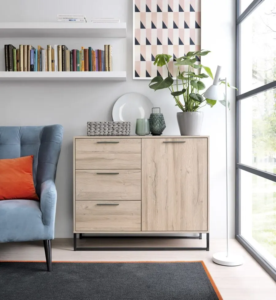 Prix spécial chez Kitea Commode GAMLA à 1690Dhs au lieu de 1990Dhs