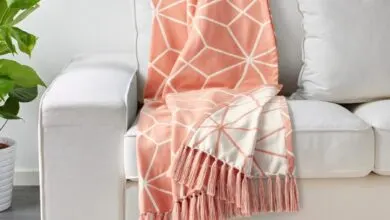 Soldes Ikea Maroc Plaid rose 140x200cm LJUV 199Dhs au lieu de 399Dhs