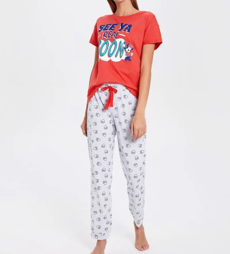 Promo chez LC Waikiki Maroc Ensemble pour femme 119Dhs au lieu de 159Dhs
