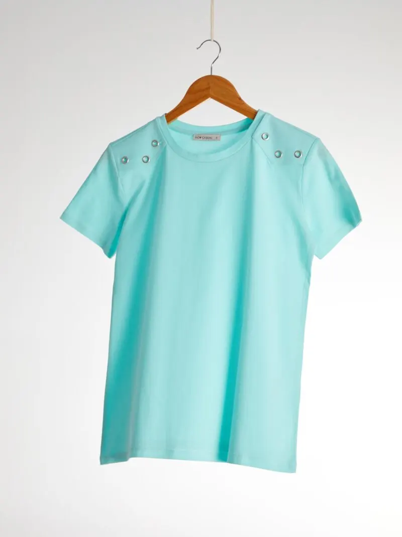 Soldes chez LC Waikiki Maroc T-Shirt pour femme 59Dhs au lieu de 79Dhs