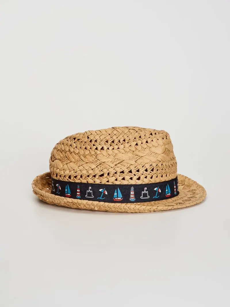 Soldes LC Waikiki Maroc Chapeau pour garçon 49Dhs au lie de 99Dhs