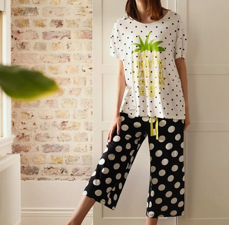 Promo LC Waikiki Maroc Ensemble de pyjama à pois femme 159Dhs au lieu de 199Dhs