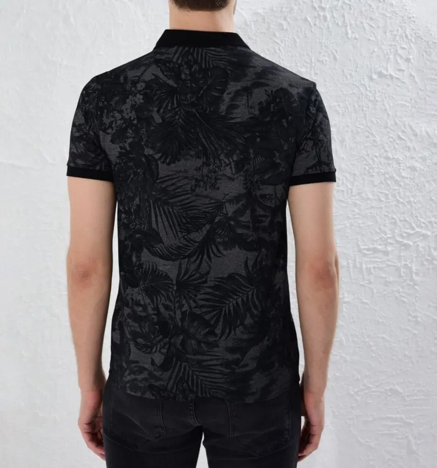 Soldes LC Waikiki Maroc T-shirt en piqué à motifs col polo 79Dhs au lieu de 109Dhs