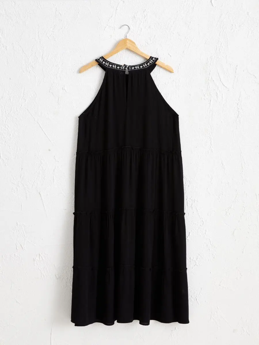 Sodles LC Waikiki Maroc Robe en viscose sans manches femme 149Dhs au lieu de 249Dhs