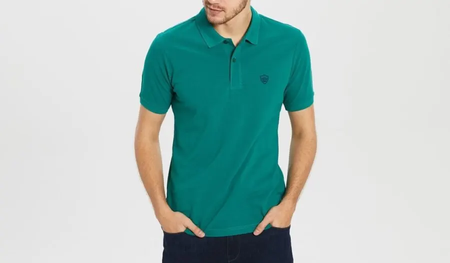 Soldes LC Waikiki Maroc T-shirt basique en piqué à col polo 49Dhs au lieu de 89Dhs