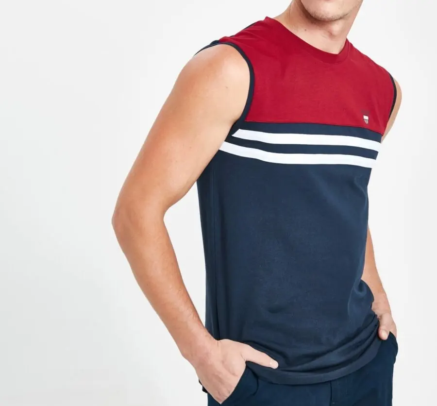 Soldes chez LC Waikiki Maroc Débardeur pour homme 49Dhs au lieu de 69Dhs