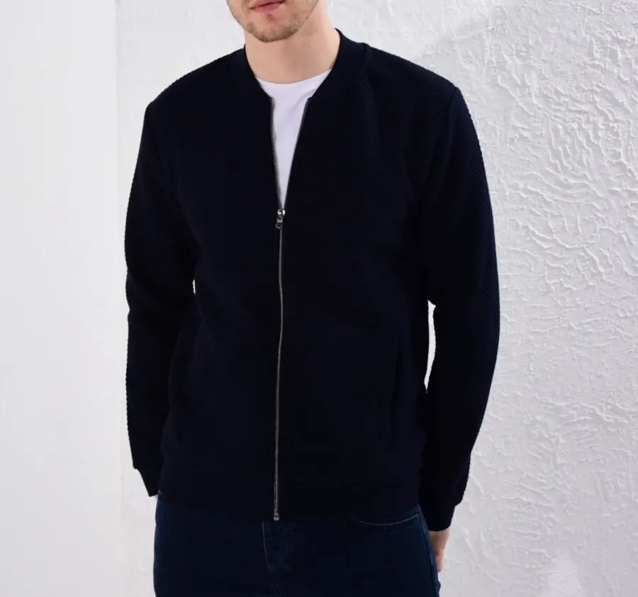 Soldes LC Waikiki Maroc Cardigan bombardier 209Dhs au lieu de 299Dhs