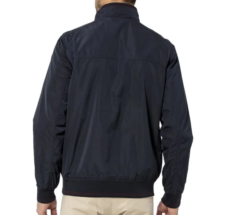 Promo chez LC Waikiki Maroc Jacket double face homme 199Dhs au lieu de 579Dhs