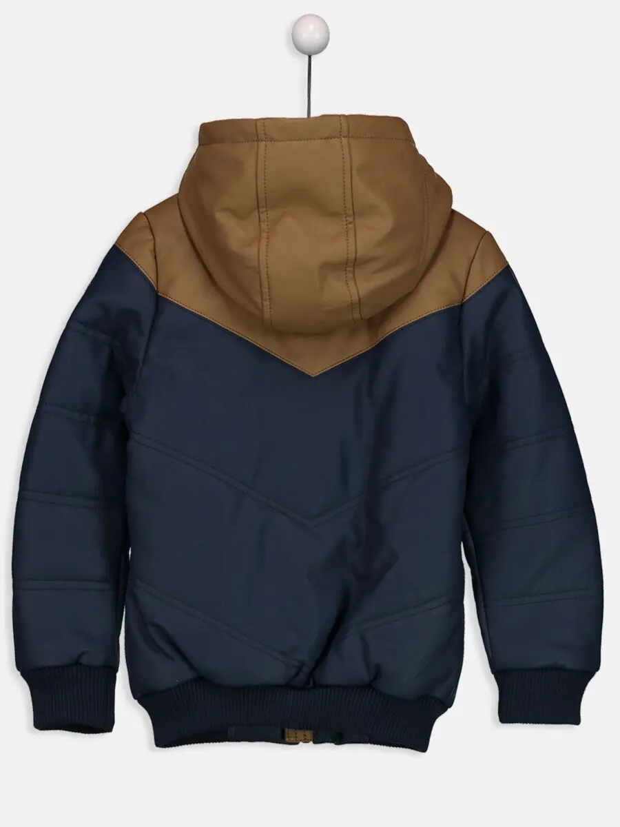 Promo LC Waikiki Maroc Manteau court en faux cuir garçon 289Dhs au lieu de 439Dhs