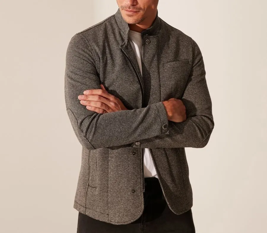 Promo chez LC Waikiki Maroc Veste pour homme 319Dhs au lieu de 479Dhs