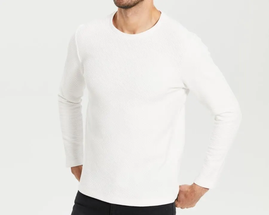 Soldes LC Waikiki Maroc T-shirt texturé à manches longues 109Dhs au lieu de 189Dhs