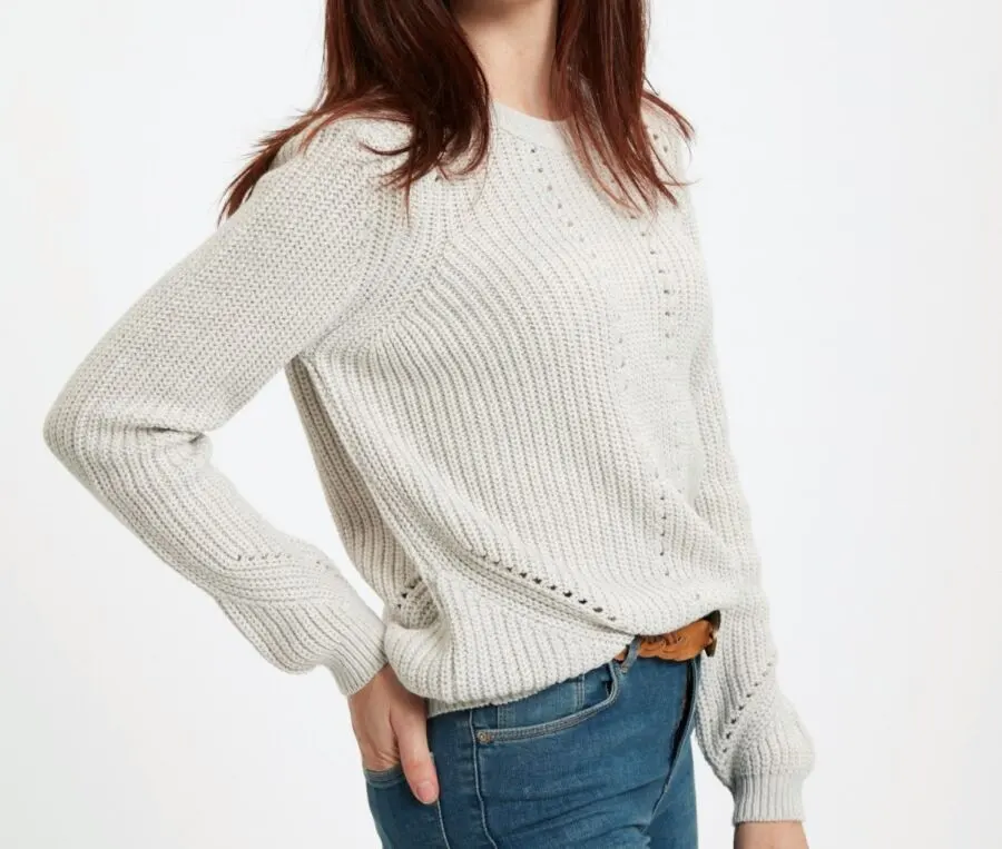 Soldes chez LC Waikiki Maroc Pull pour femme 79Dhs au lieu de 149Dhs