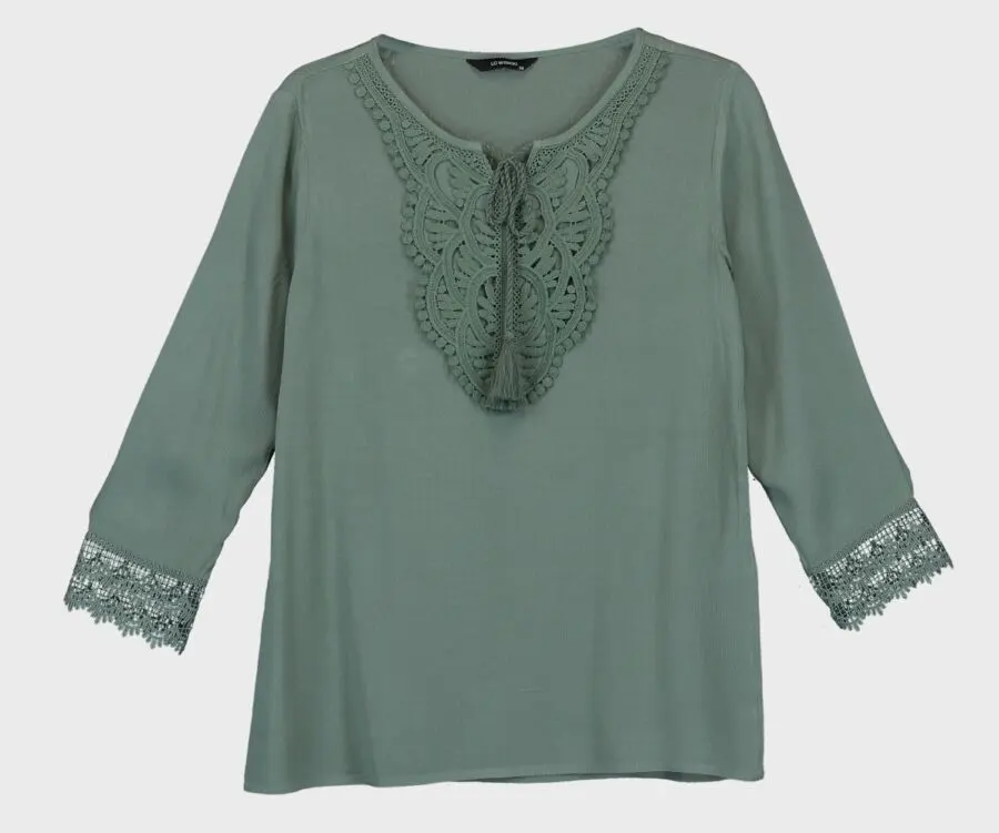 Soldes LC Waikiki Maroc Blouse pour femme 119Dhs au lieu de 149Dhs