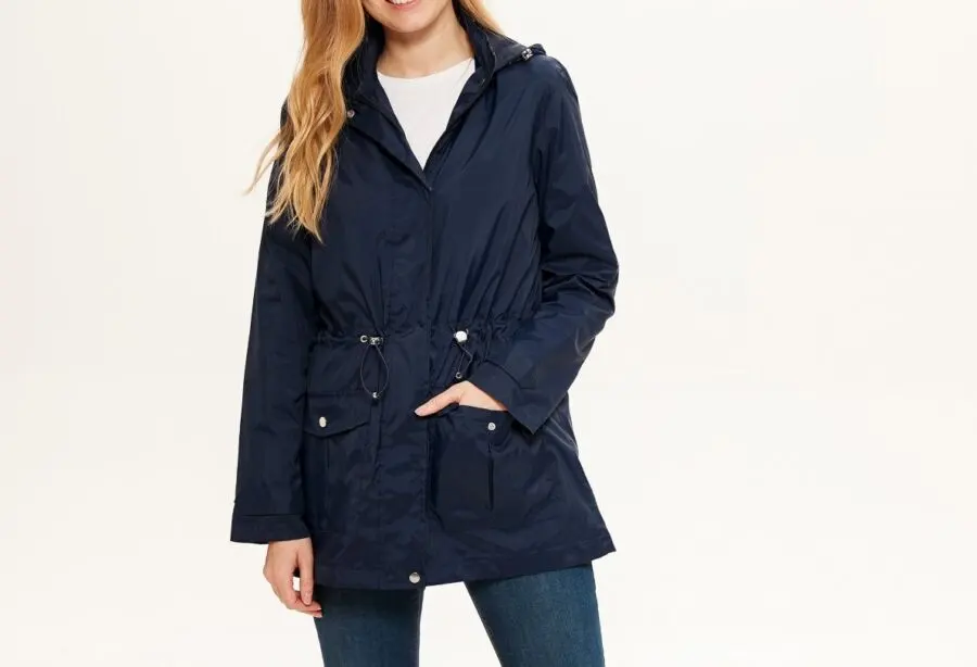Soldes LC Waikiki Maroc Jacket Imperméables femme 209Dhs au lieu de 279Dhs