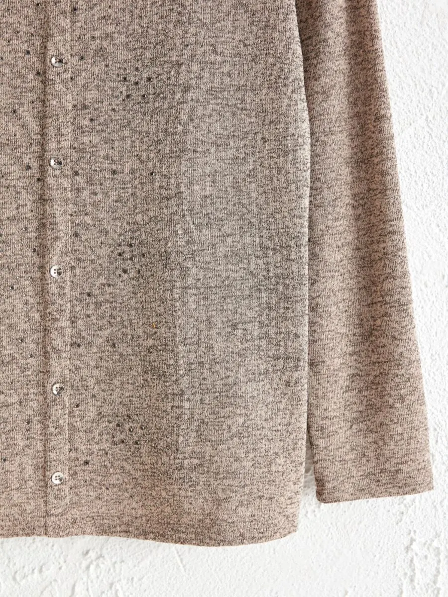Soldes LC Waikiki Maroc T-shirt à manches longues avec détail de boutons 89Dhs au lieu de 119Dhs