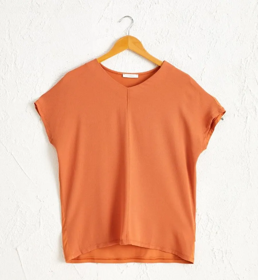 Soldes LC Waikiki Maroc T-shirt pour femme 69Dhs au lieu de 109Dhs