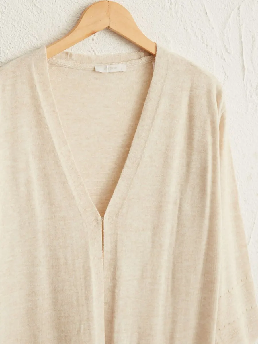 Soldes LC Waikiki Maroc Cardigan en tricot uni pour femme 139Dhs au lieu de 179Dhs