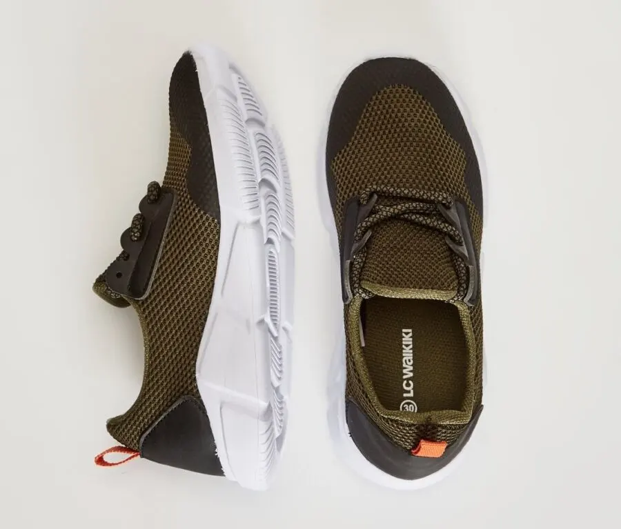 Soldes LC Waikiki Maroc Baskets pour garçon 159Dhs au lieu de 199Dhs