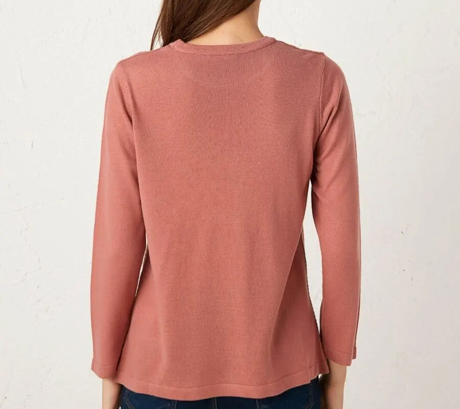 Soldes LC Waikiki Maroc Pull en tricot avec imprimé appliqué femme 79Dhs au lieu de 119Dhs