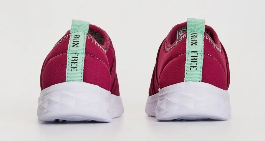 Soldes LC Waikiki Maroc Chaussures sport fille 139Dhs au lieu de 179Dhs