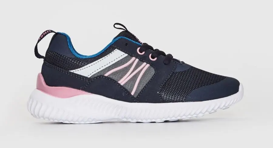 Soldes LC Waikiki Maroc Chaussures d'entraînement fille 179Dhs au lieu de 249Dhs
