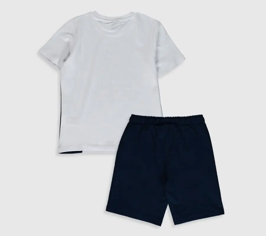 Soldes LC Waikiki Maroc T-shirt et short Real Madrid garçon 119Dhs au lieu de 149Dhs