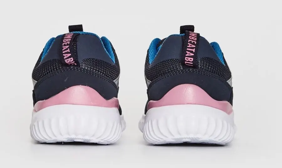 Soldes LC Waikiki Maroc Chaussures d'entraînement fille 179Dhs au lieu de 249Dhs