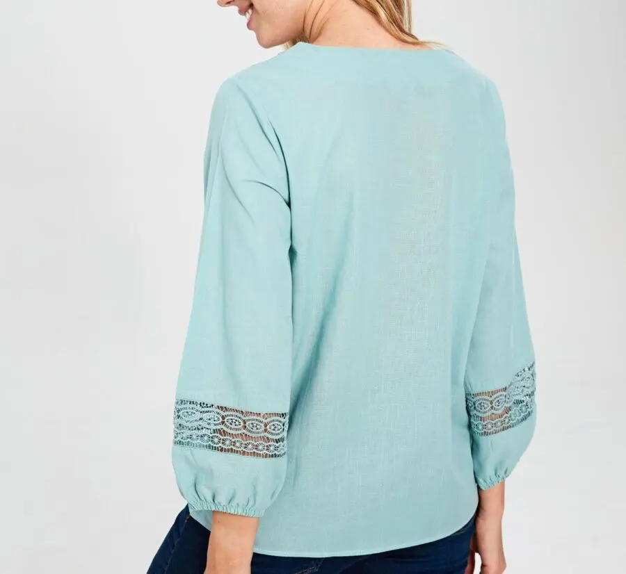 Soldes LC Waikiki Maroc Blouse pour femme 99Dhs au lieu de 159Dhs