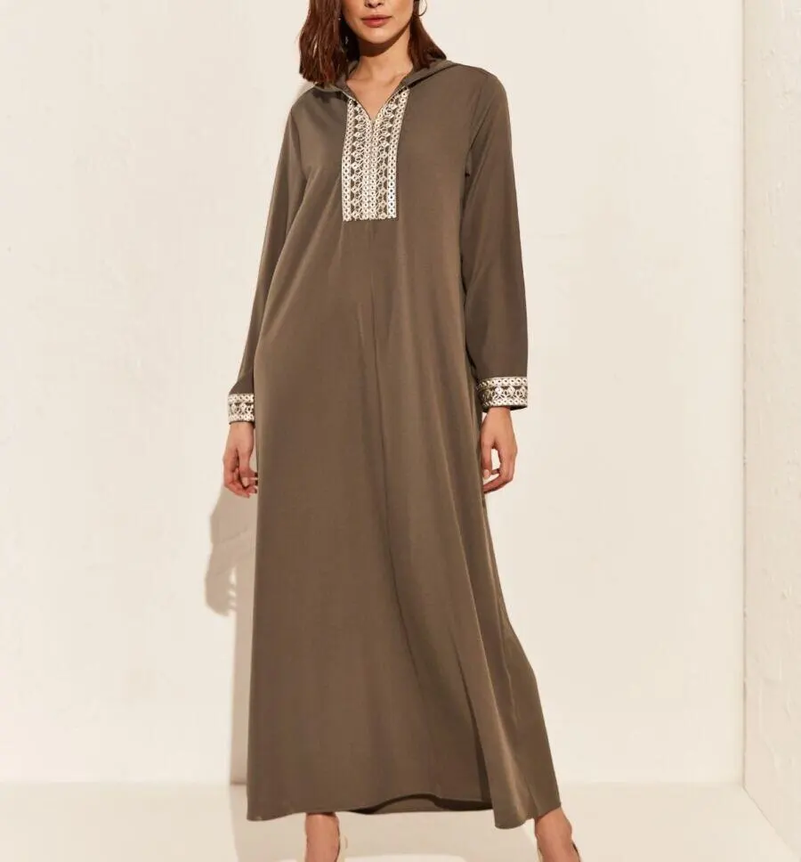 Soldes LC Waikiki Maroc Robe traditionnel pour femme 269Dhs au lieu de 449Dhs