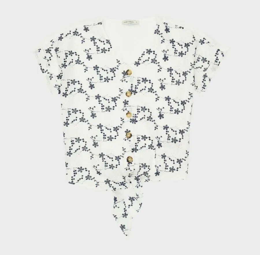 Soldes LC Waikiki Maroc Blouse pour femme 69Dhs au lieu de 119Dhs
