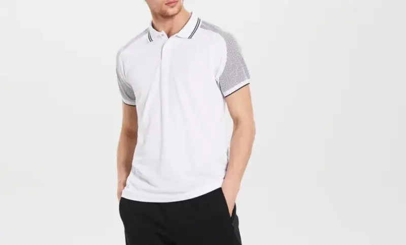 Soldes LC Waikiki Maroc T-shirt pour homme 99Dhs au lieu de 159Dhs