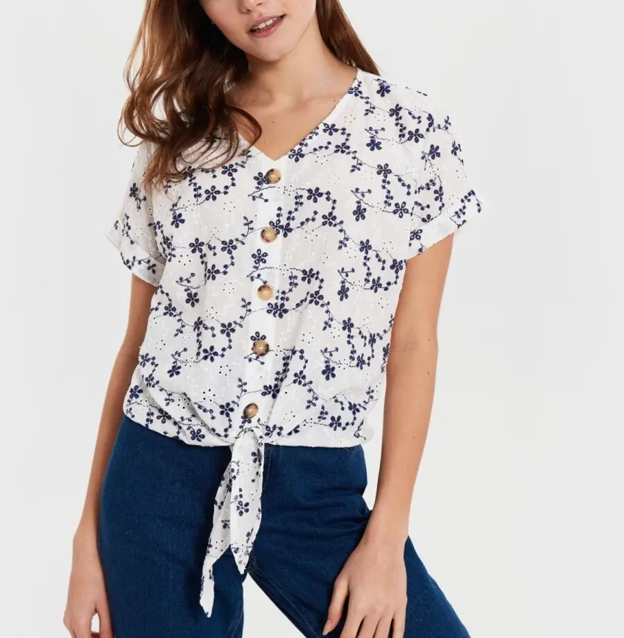 Soldes LC Waikiki Maroc Blouse pour femme 69Dhs au lieu de 119Dhs
