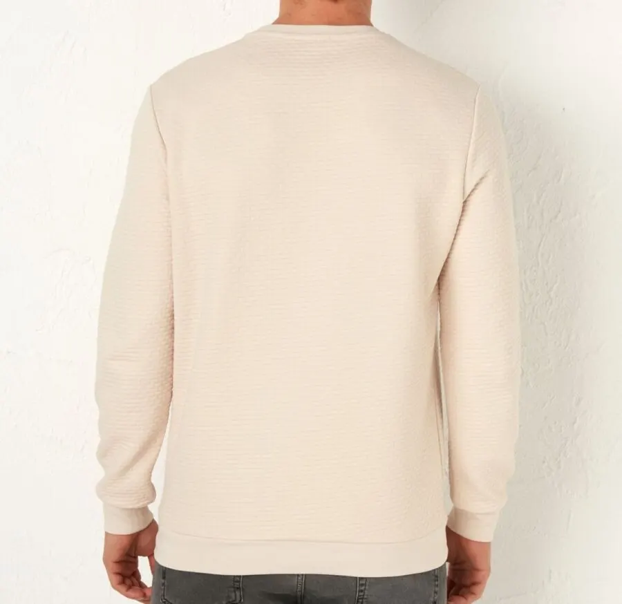 Soldes LC Waikiki Maroc Sweatshirt pour homme 109Dhs au lieu de 199Dhs