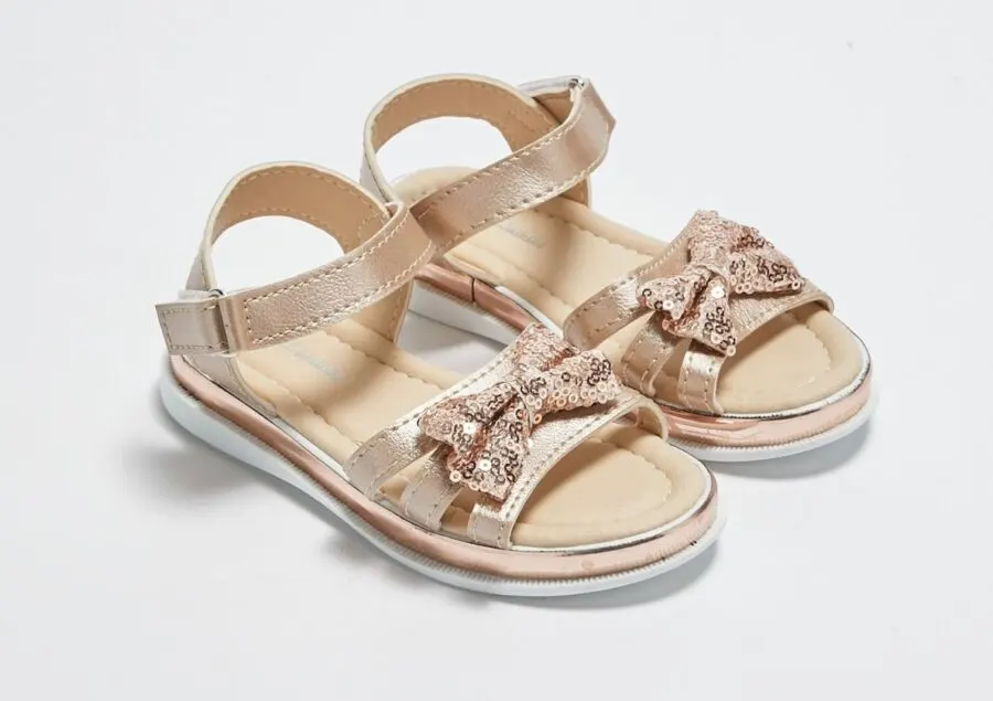 Soldes LC Waikiki Maroc Sandales pour fille 79Dhs au lieu de 159Dhs