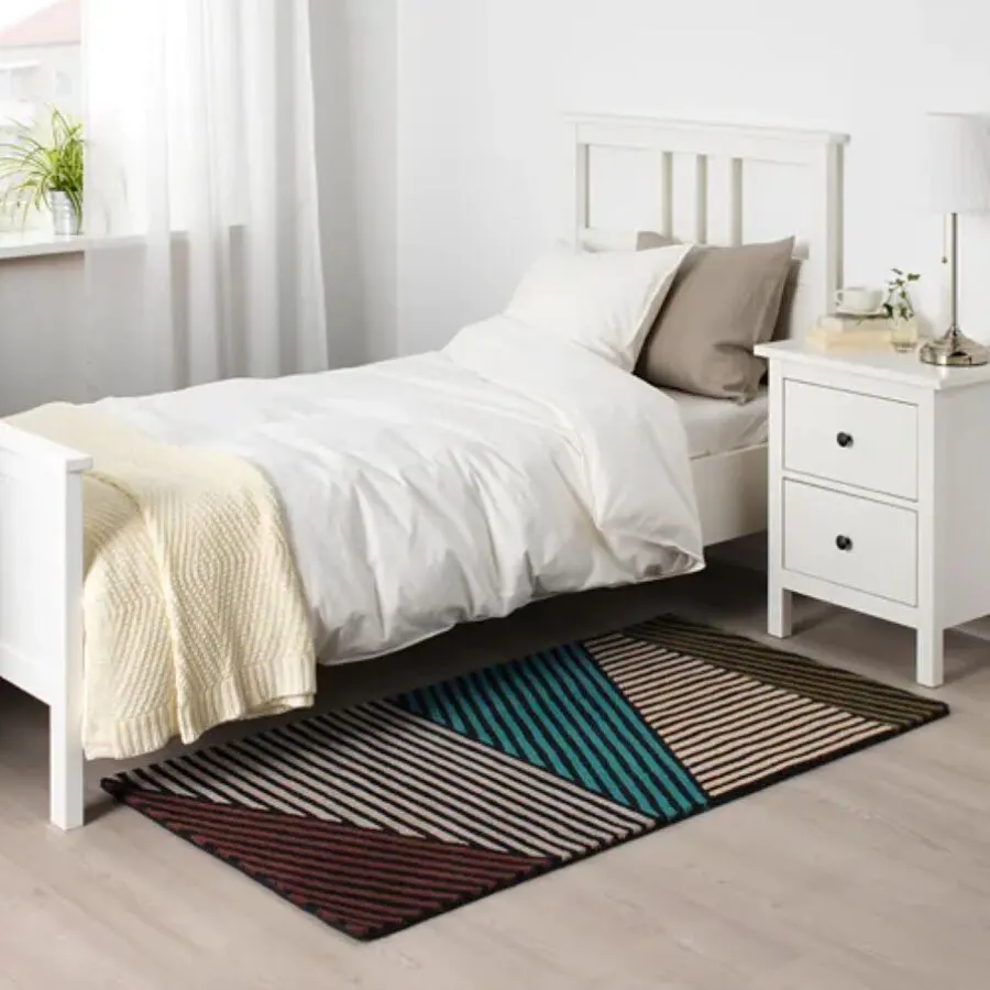 Soldes Ikea Maroc Tapis poils ras noir/blanc vert LERBJERG 569Dhs au lieu de 1695Dhs