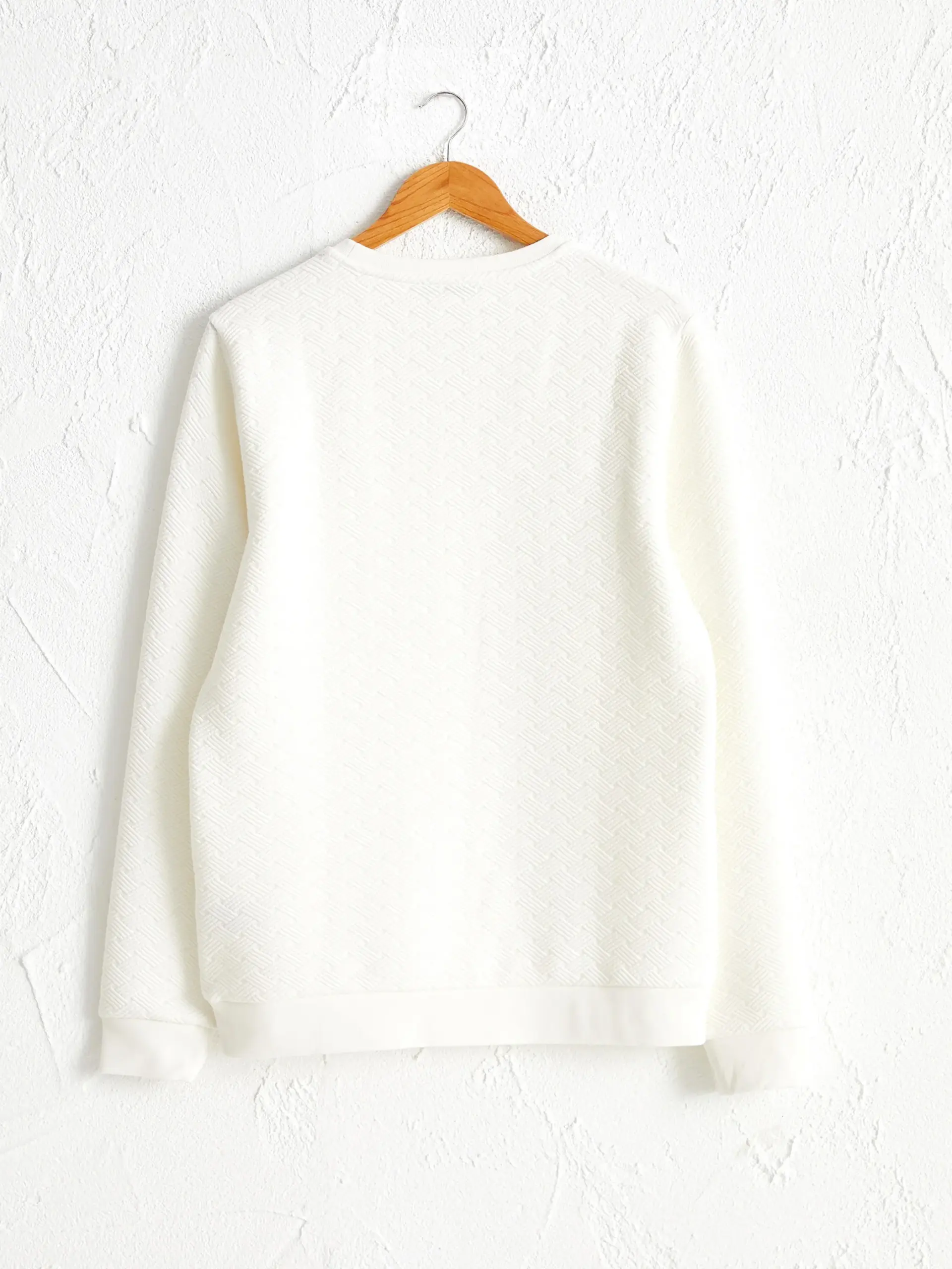 Soldes LC Waikiki Maroc Sweatshirt pour homme 109Dhs au lieu de 199Dhs