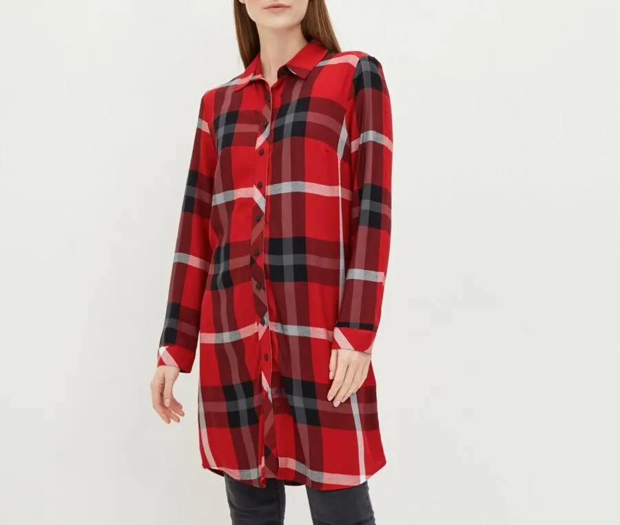 Soldes LC Waikiki Maroc LCW CLASSIC Tunique Femme Col Chemise Plaid Manches Longues Viscose 139Dhs au lieu de 179Dhs