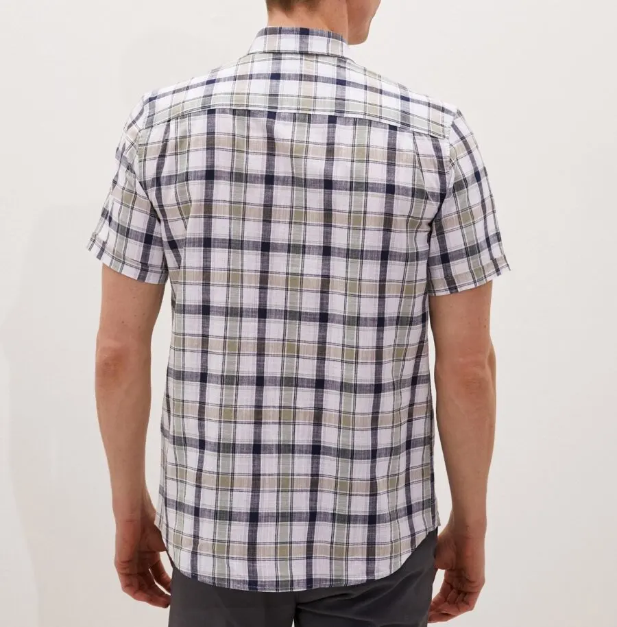 Soldes LC Waikiki Maroc Chemise pour homme 109Dhs au lieu de 149Dhs